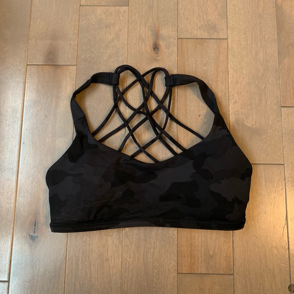 Lululemon Free To Be Bra
